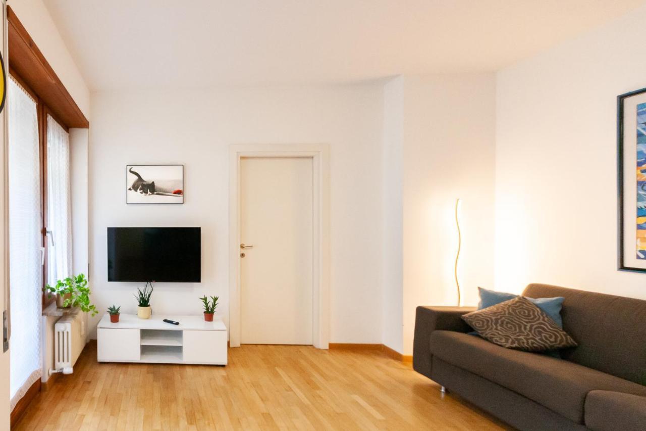 Tranquillo Bilocale Vicino Al Centro Storico Apartman Bolzano Kültér fotó